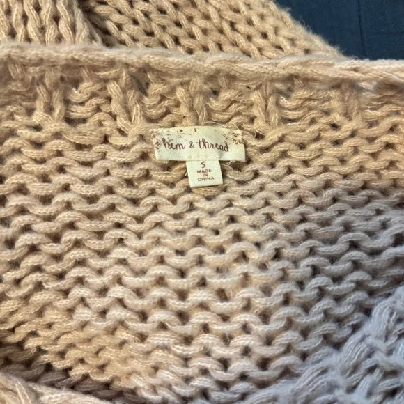 Sweater - Picture 3 of 6